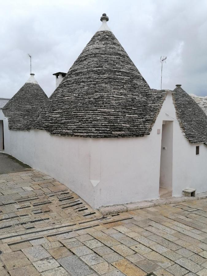 Trullo Dell'Angolo Villa Alberobello Luaran gambar